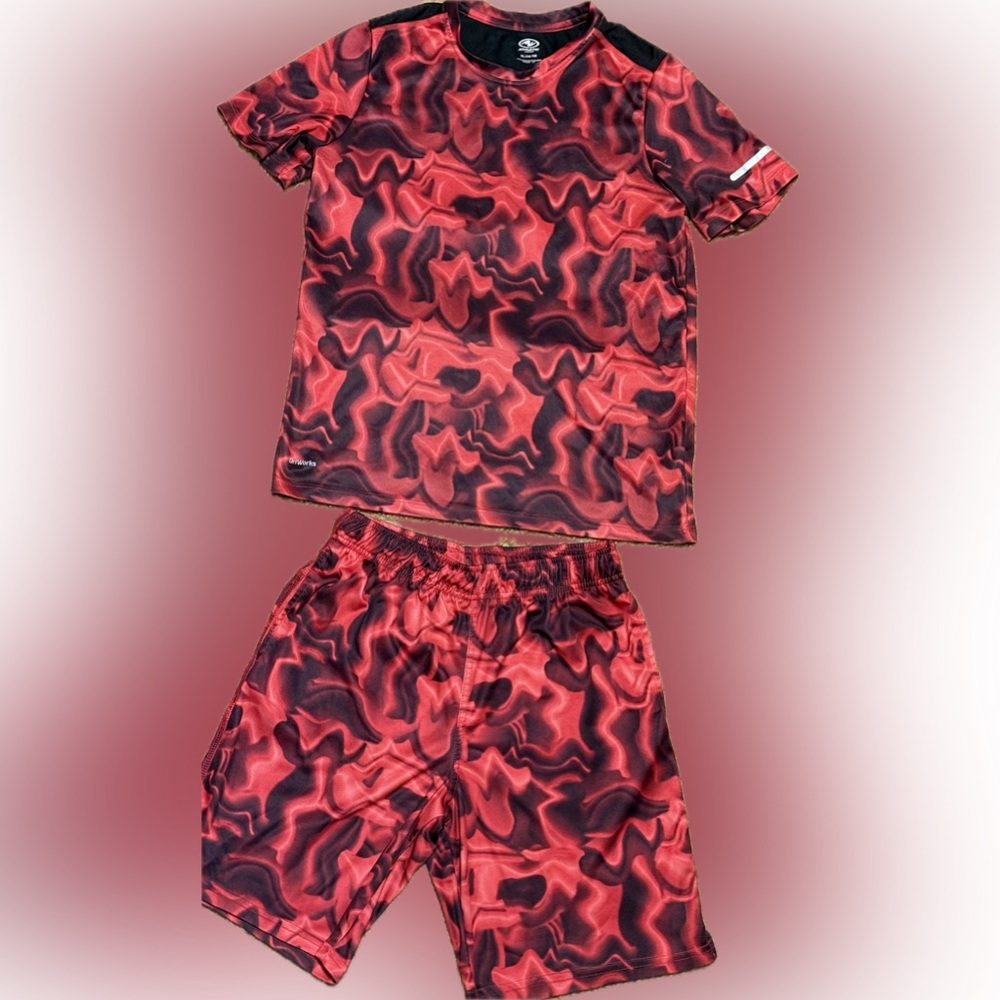 Boys XL Dri-works matching tee and shorts!